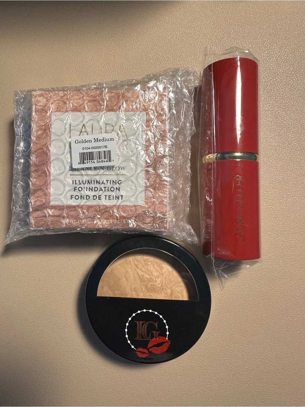 Laura Geller foundation (2) with brush